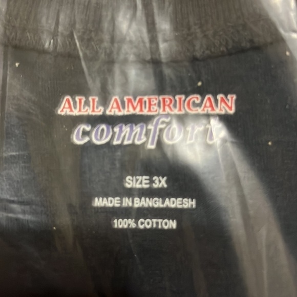 NWT women's all American comfort 3X black V Neck t-shirt - Picture 2 of 3